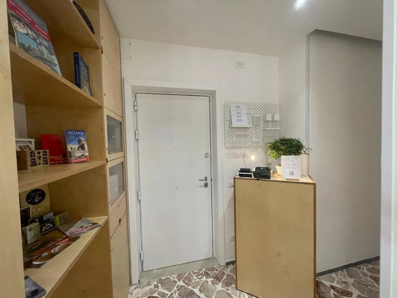Frühstückspension Ciccio Rooms And Breakfast - Self Check-In Palermo