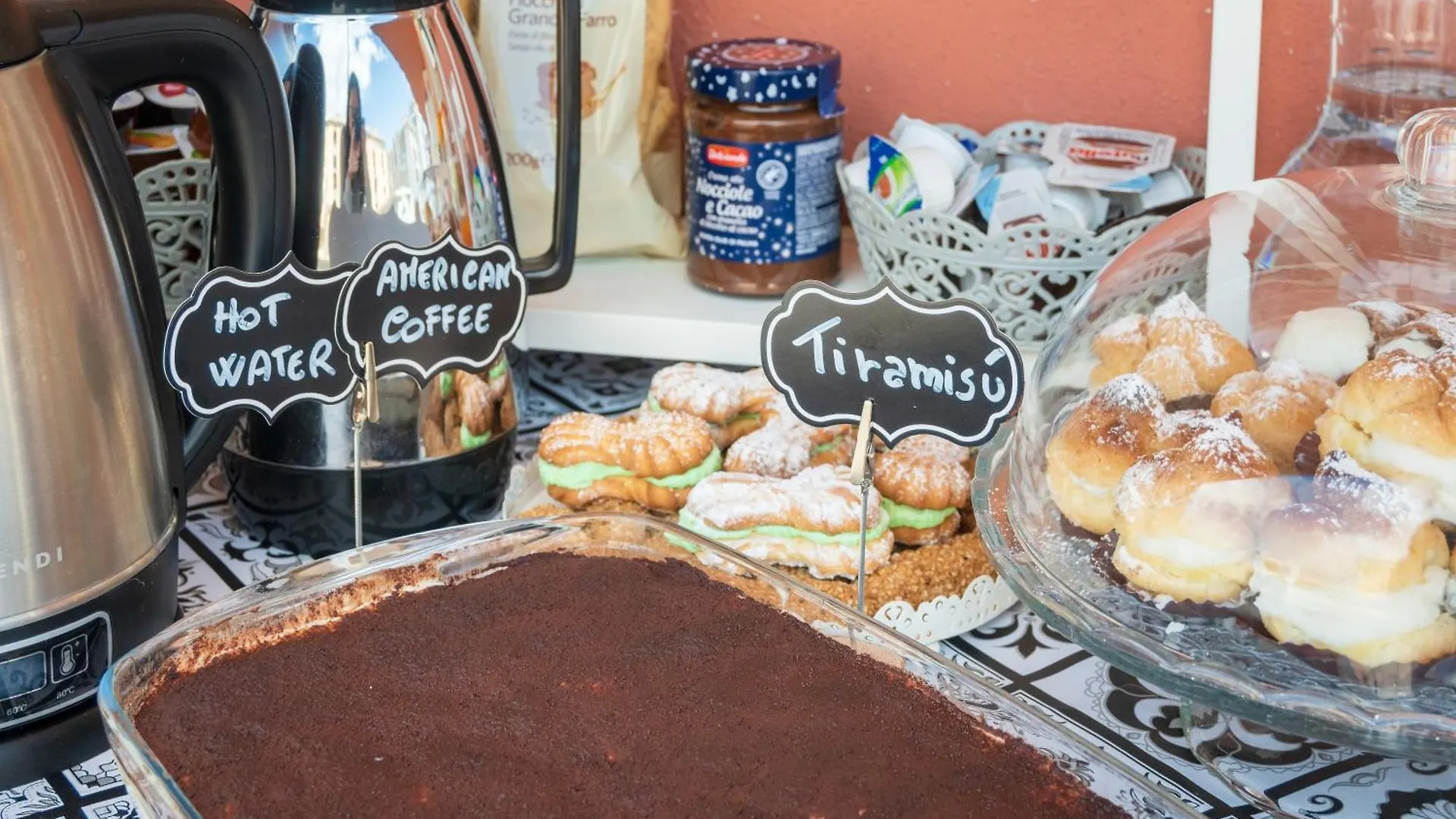 Bed & Breakfast Ciccio Rooms And Breakfast - Self Check-In Palermo Italy